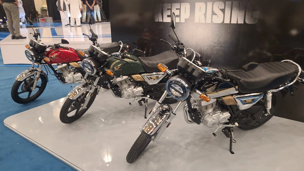 Honda CG150 and Icon E Electric Scooter Launched in Pakistan