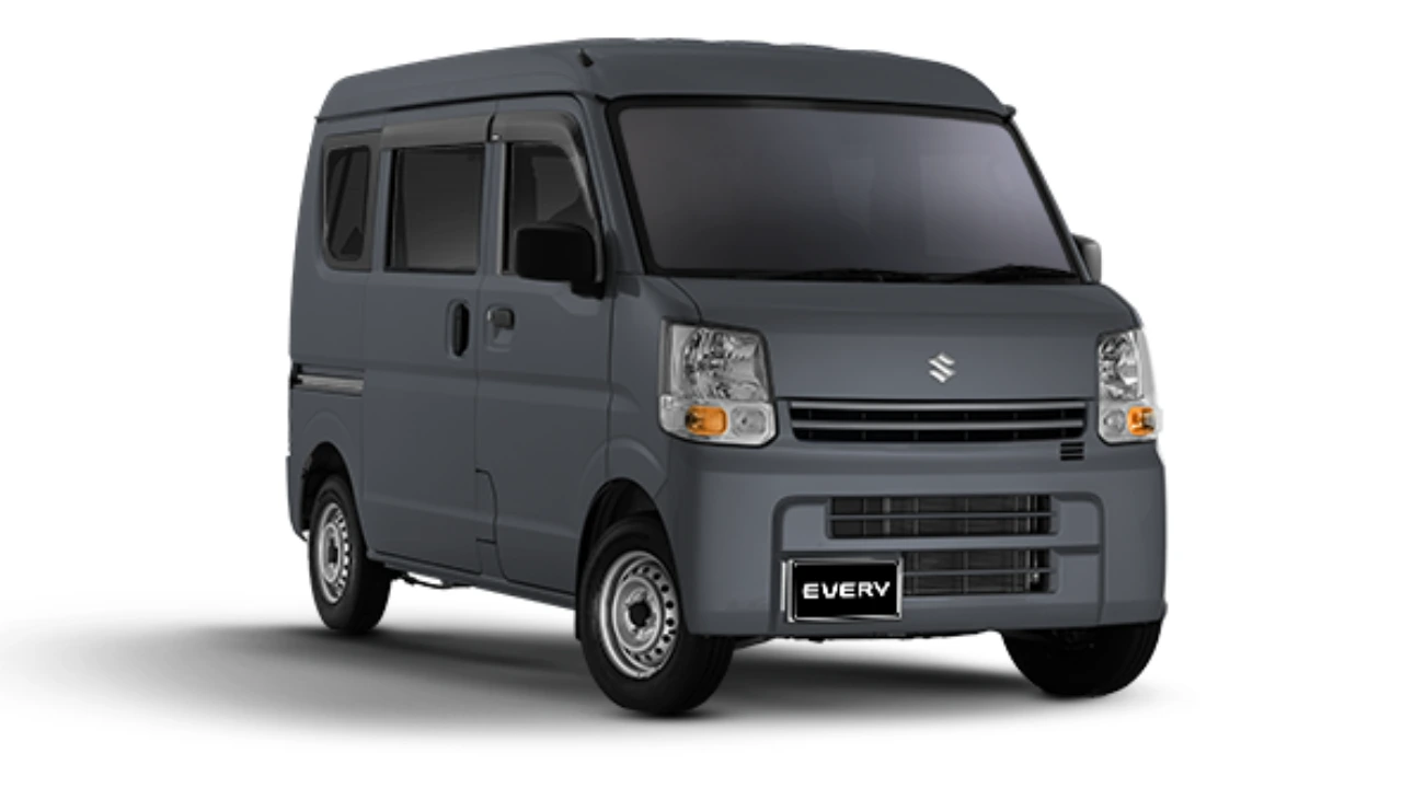 Suzuki Every VXR Gets Price Deduction of Rs. 350,000