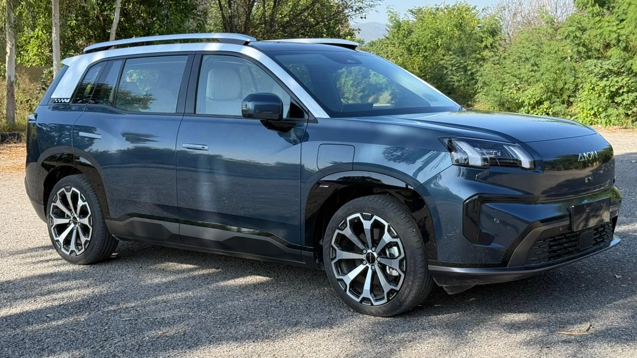 GuGo Motors Introduced the Electric SUV AION V in Pakistan         