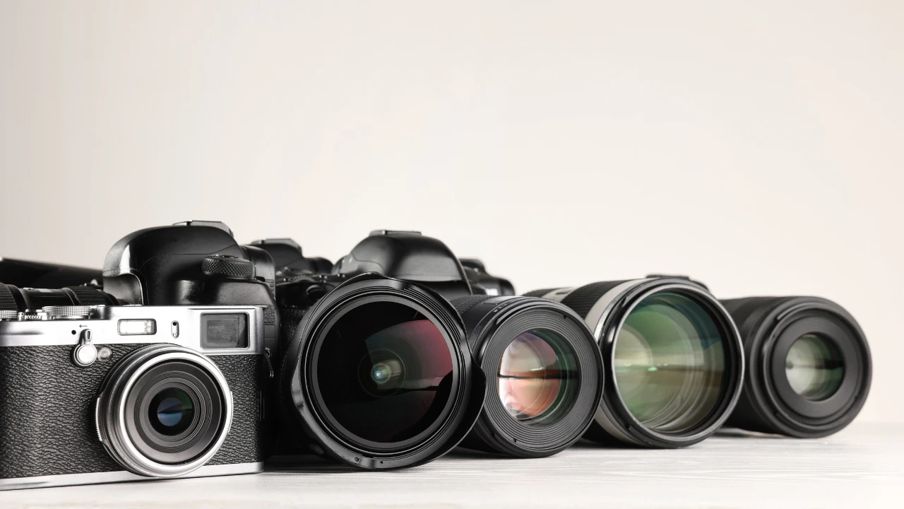 Premium vs Budget DSLR Cameras: What You Need to Know?
