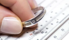 Knowing the Correct Ring Size For Yourself 